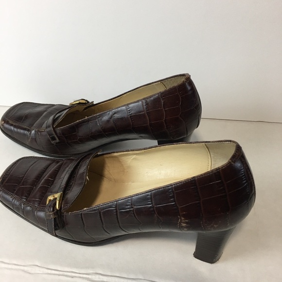 Casual Corner imported block 2” heels pump - Picture 5 of 9